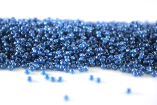 Бисер Чехия круглый 18936 10/0 50г
